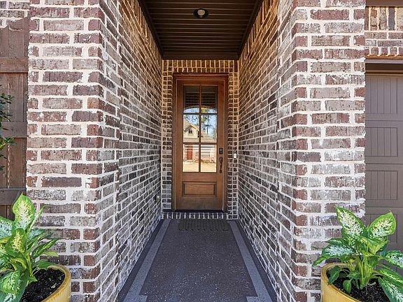 5th image of 903 Wildcreek Cir