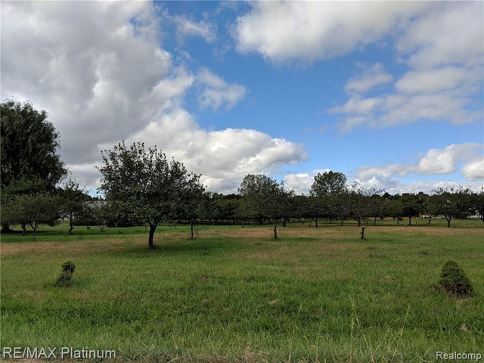 2nd image of 5525 Fleming Rd