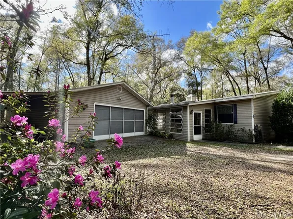4800 E Stoer Ln, Floral City, FL 34436