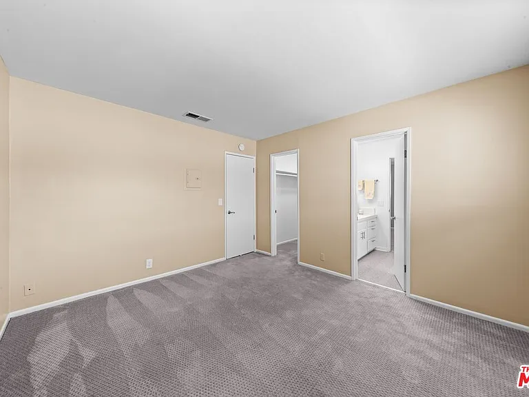 1536 Harvard St #6 — Photo 11