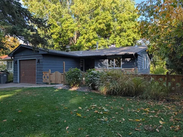 3346 Kyle Ave N, Golden Valley, MN 55422