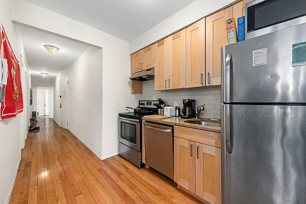 Rented by Douglas Elliman | media 17