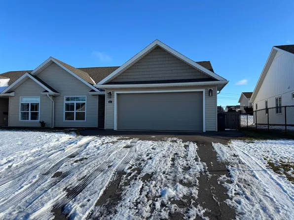 103 Gamble Ave, Summerside, PE C1N 4R3