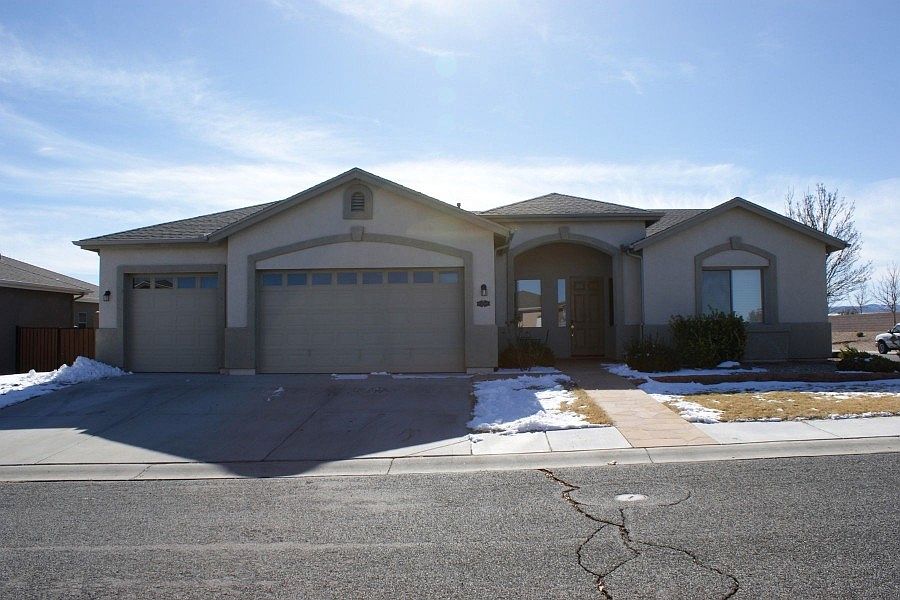 1st image of 6490 E Stratford Dr