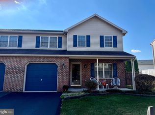 6218 Pond View Dr, Birdsboro, PA 19508