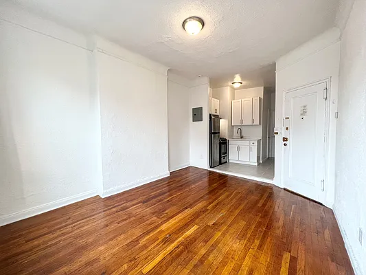 Rented by Brown Harris Stevens | media 1
