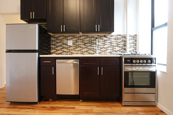 Rented by Compass | media 13