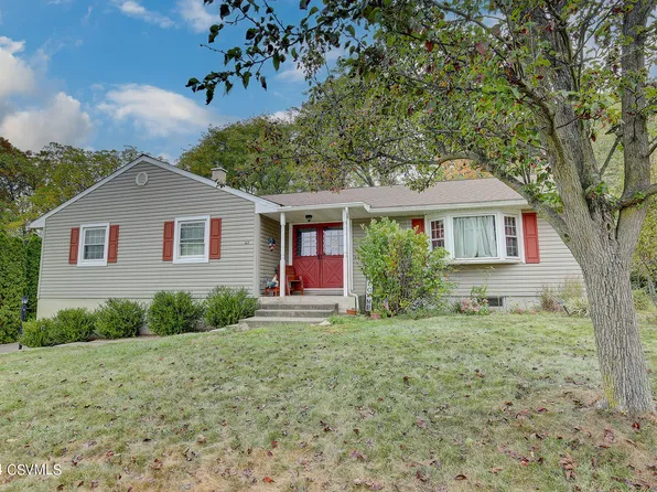 67 N Crestwood Dr, Danville, PA 17821