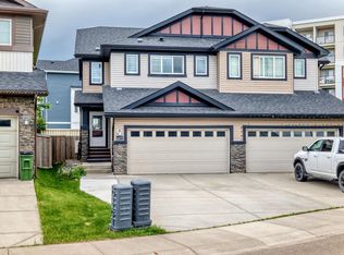 4477 Annett Cmn SW, Edmonton, AB T6W 2V7