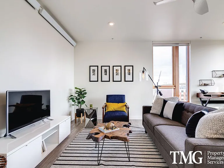 Muse Apartments — Photo 41