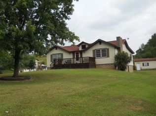 425 Bunker Hill Rd, Bluff City, TN 37618