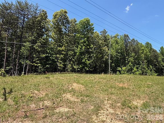 5th image of 2607 Lockhart Hwy