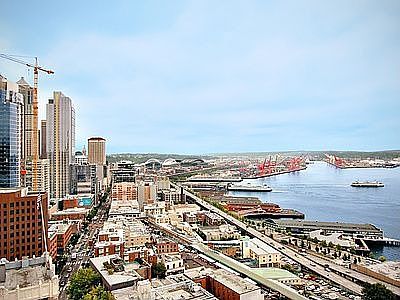 Gorgeous views of downtown and Mt. Rainier