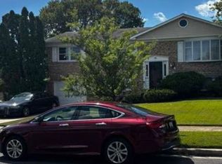 9401 Pin Oak St, Clinton, MD 20735