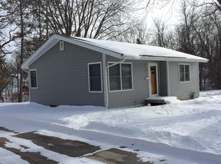906 Saint Peter Ave, Albert Lea, MN 56007