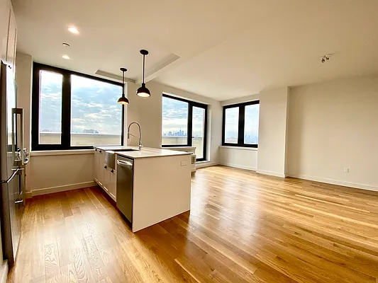 Rented by Zjama Realty Corp | media 1