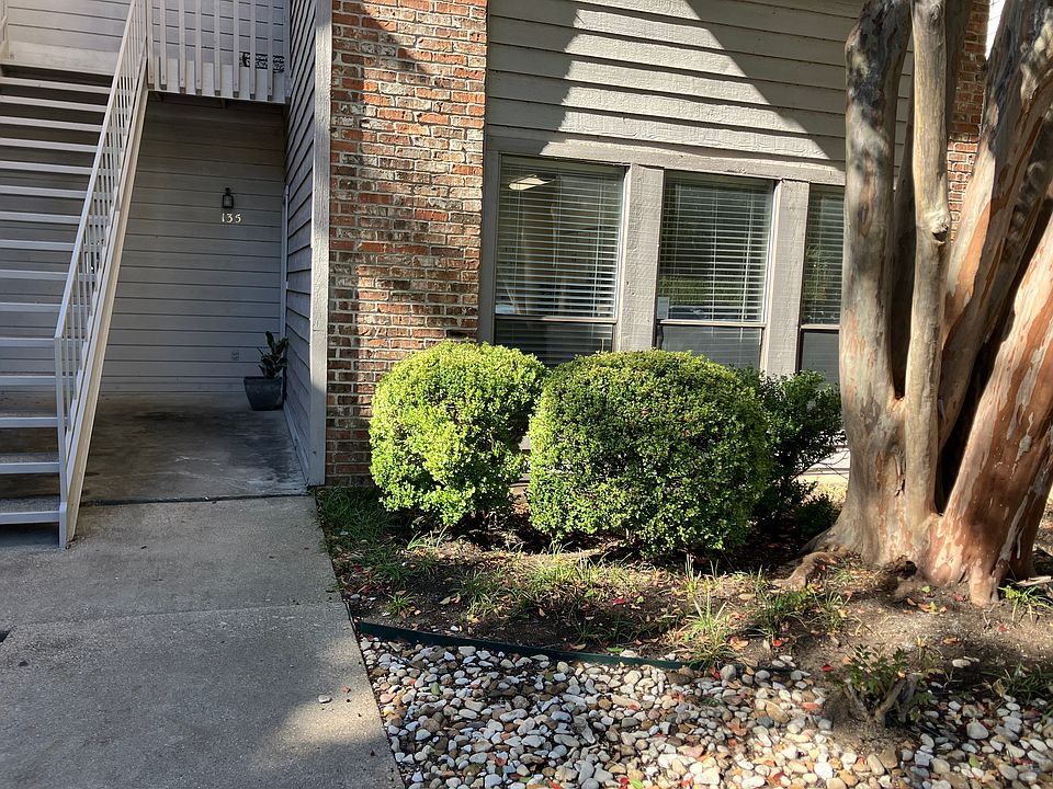1st image of 3839 Dry Creek Dr Unit 135