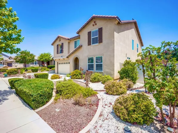 341 Pomegranate St, San Jacinto, CA 92582