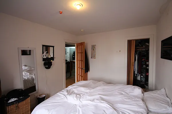 Rented by Nooklyn NYC LLC | media 15