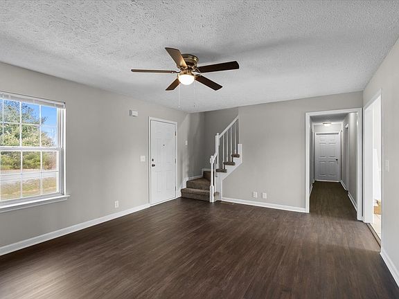 2nd image of 213 Heatherwood Ct