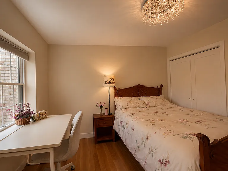 30 Lake Shore Ct #1 — Photo 8