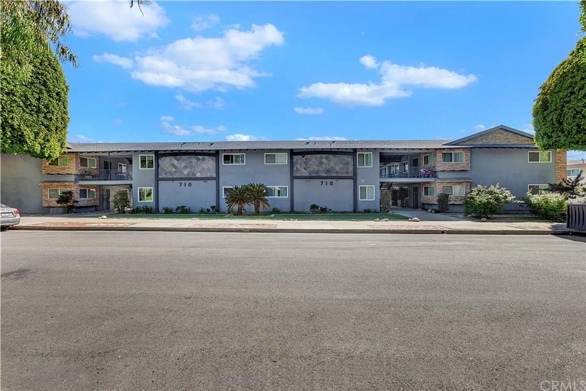 Building Photo - 710 Claraday St