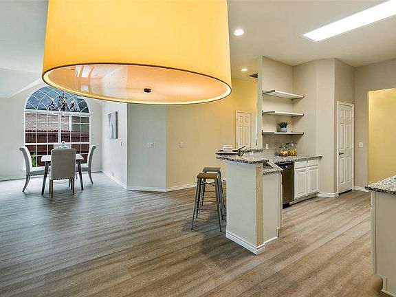 4th image of 2457 Cimmaron Dr
