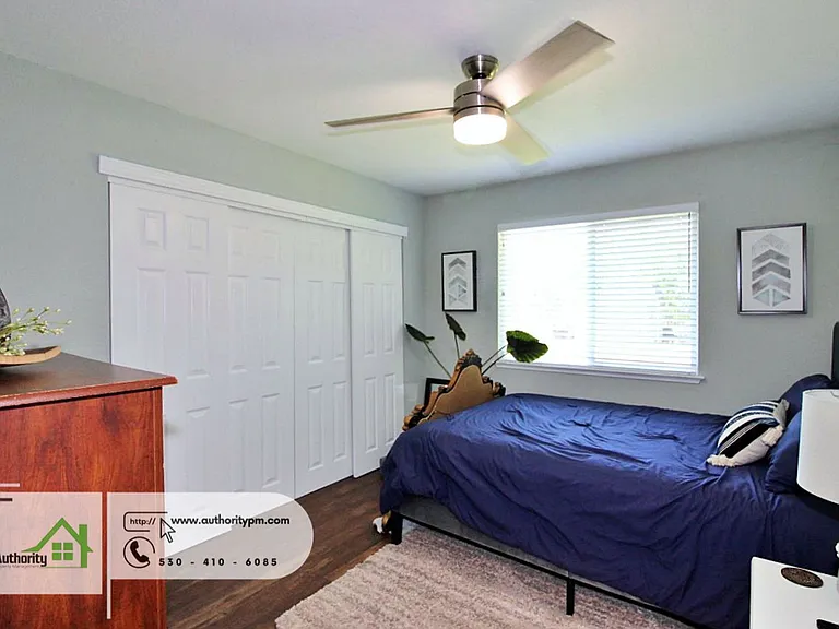 1437 Mariposa Ct — Photo 13