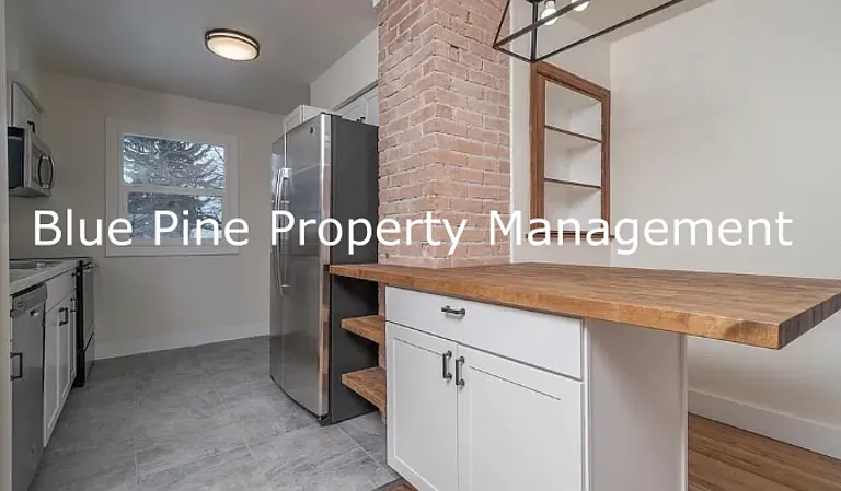 375 W 18th St — Photo 4