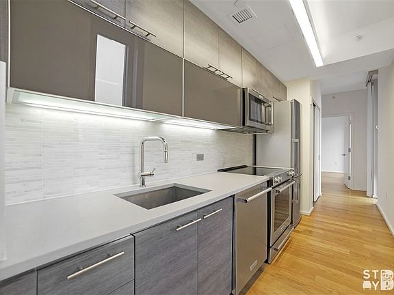 5th image of 172 Montague St #18BB