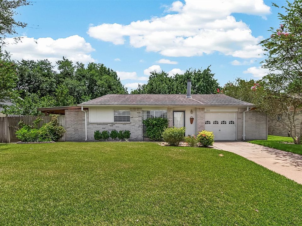 1st image of 2811 Pheasant Creek Dr