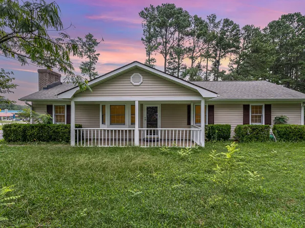 101 Shannon Ridge Ct, Louisburg, NC 27549