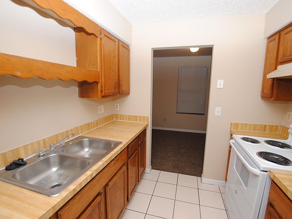 5th image of 467 Crabapple Ct #A