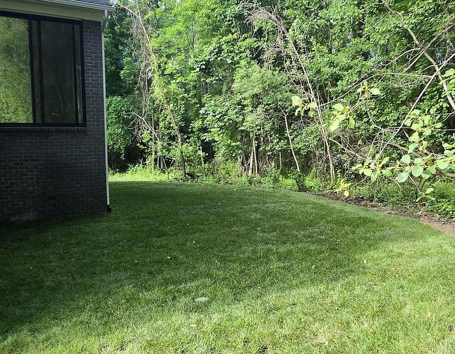 5850 Windrift Ct, photo 2