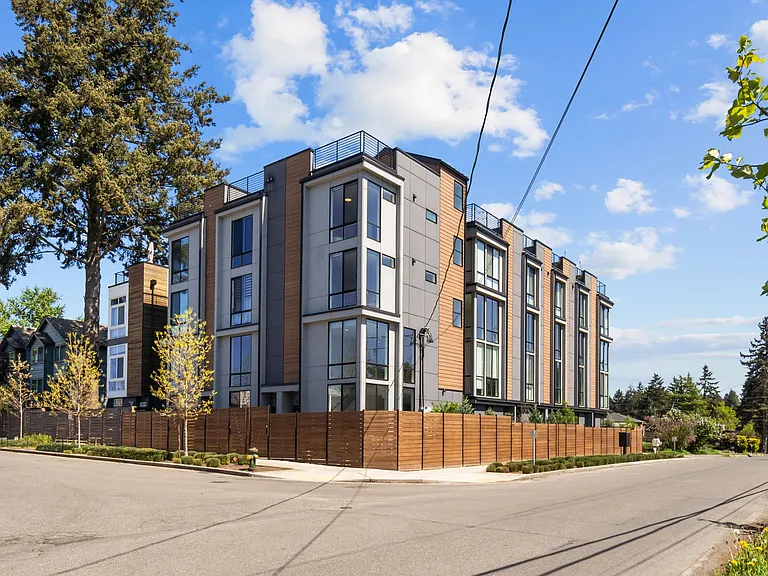 12000 31st Ave NE — Photo 27