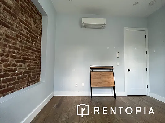 Rented by Rentopia | media 50