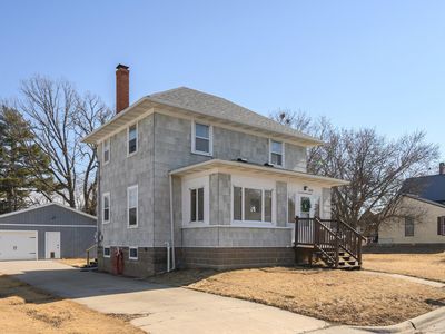 643 Richland Ave, Saint Charles, MN, 55972