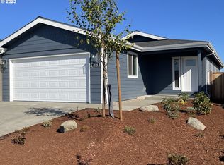 1525 53rd St, Florence, OR