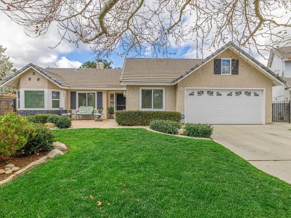 40407 Milan Dr, Palmdale, CA 93551