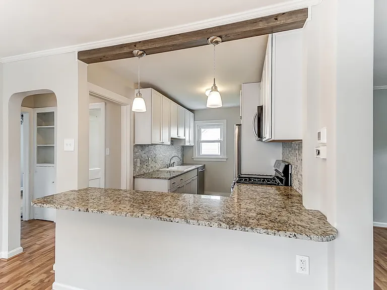 71 Lucas Dr — Photo 21
