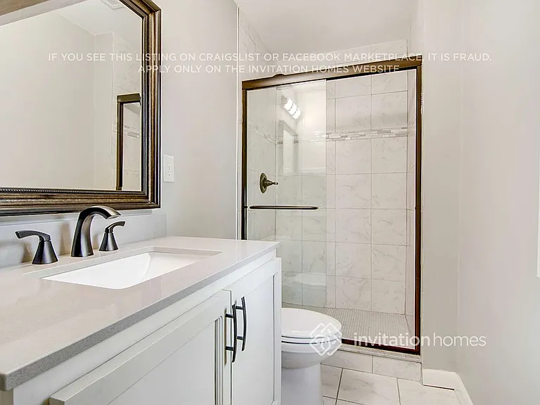 1100 Chatham Ln — Photo 20