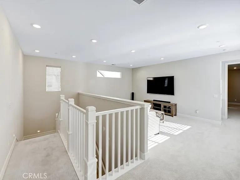 134 Chorus — Photo 12