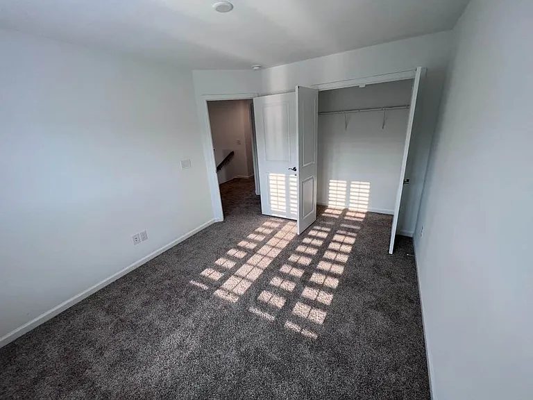 22047 Lani Dr — Photo 34