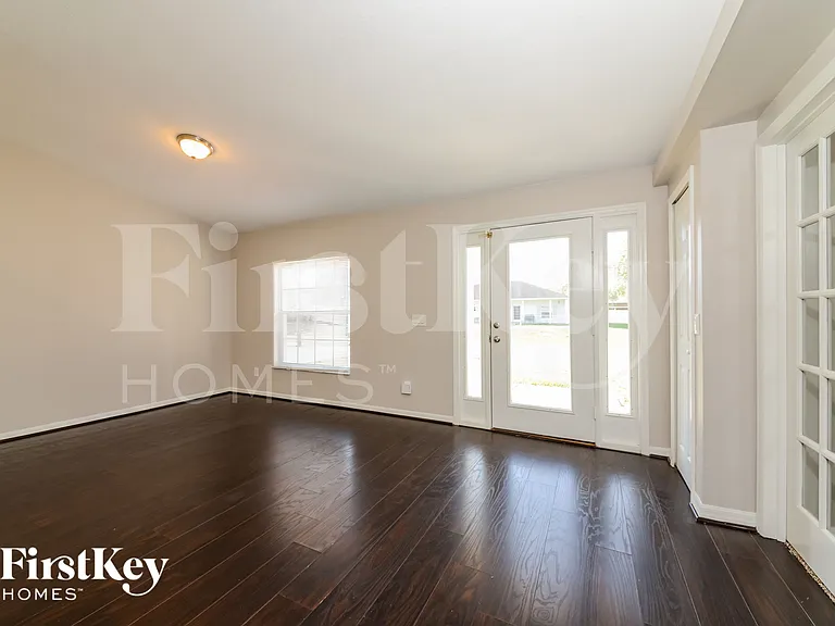 3596 Monfero Ave — Photo 2