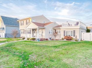 211 23rd St S, Brigantine, NJ 08203