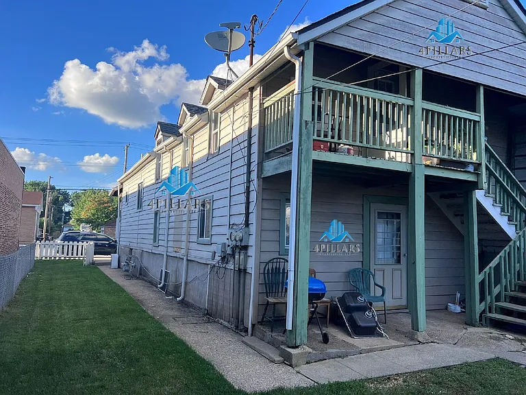 523 W Columbus Dr #2 — Photo 5