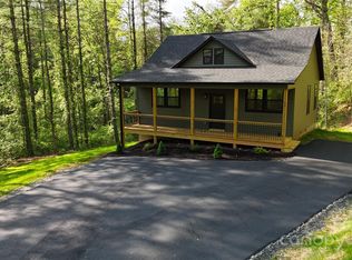 60 Country Cove Ct, Leicester, NC 28748