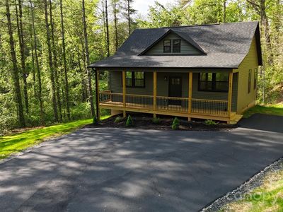 60 Country Cove Ct, Leicester, NC, 28748