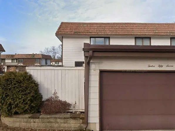 1257 Court C #C, Hanover Park, IL 60133