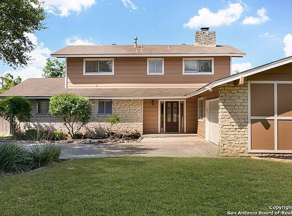 5th image of 2914 Belvoir Dr
